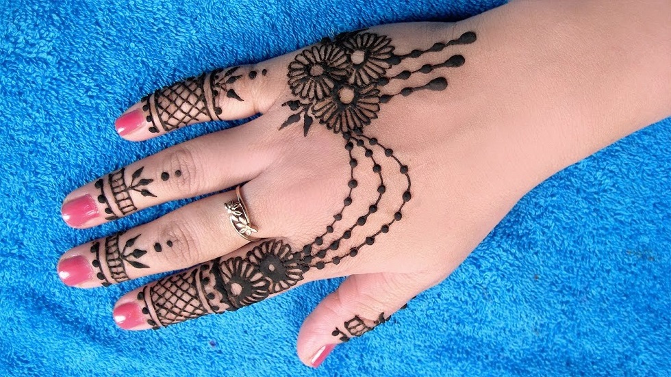 simple henna design 2017