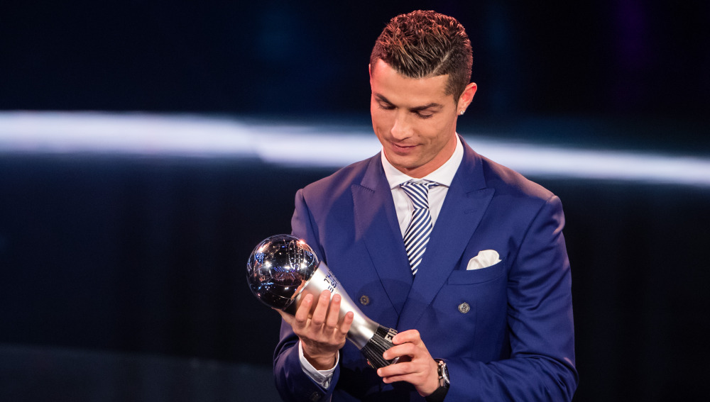 Cristiano Ronaldo smiling after wining Fifa best player award