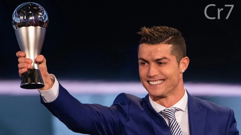 Cristiano Ronaldo smiling after wining Fifa best player award