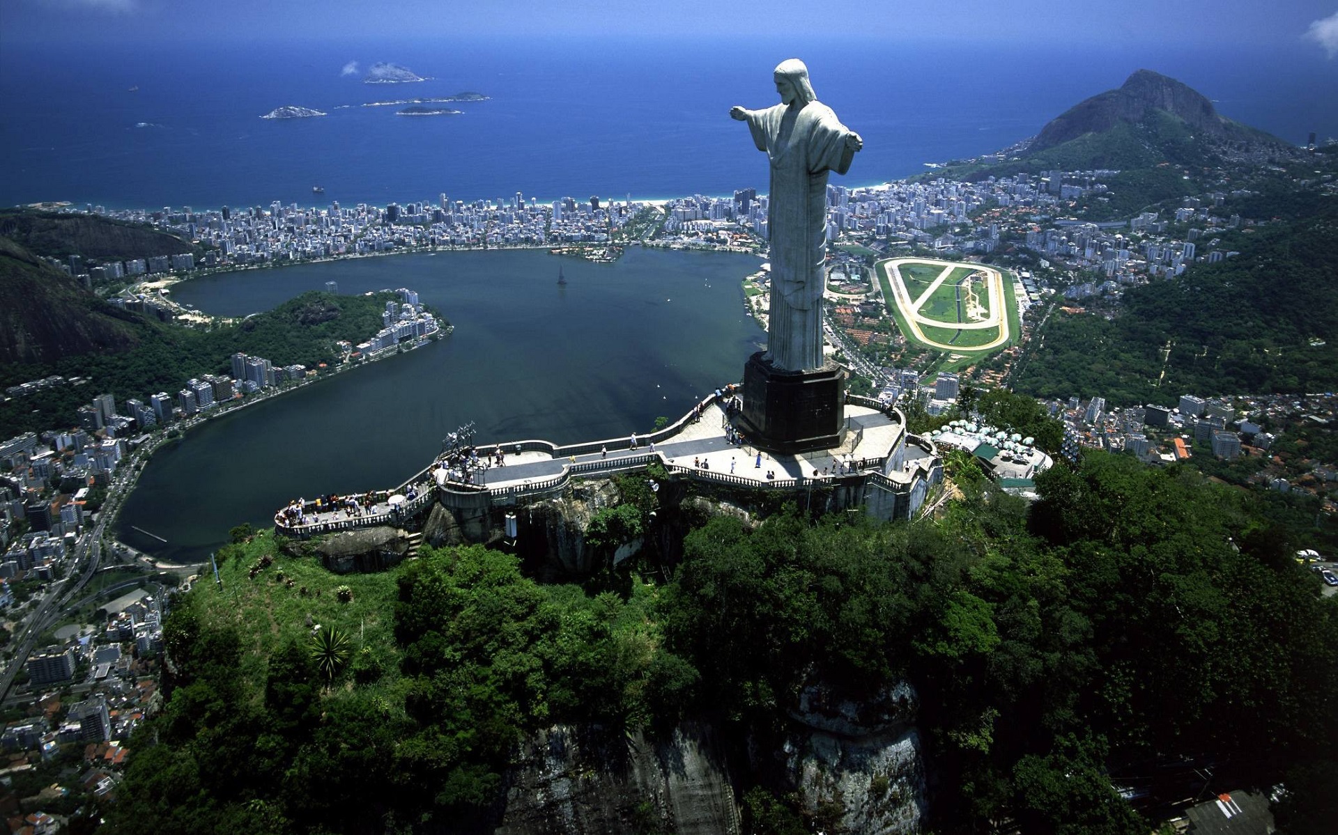 Christ-the-Redeemer-statue-image