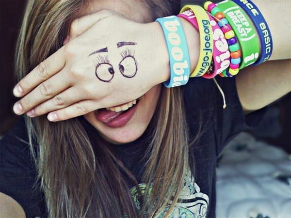 Smiling Girl Profile Pictures images HD