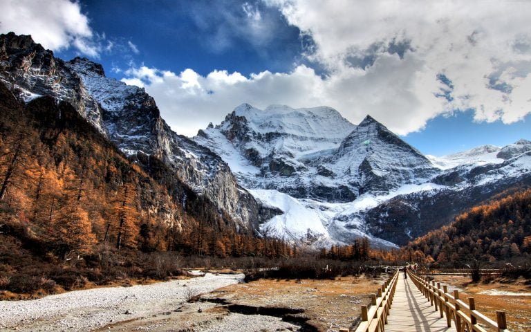 Mountains Landscapes Wallpaper HD