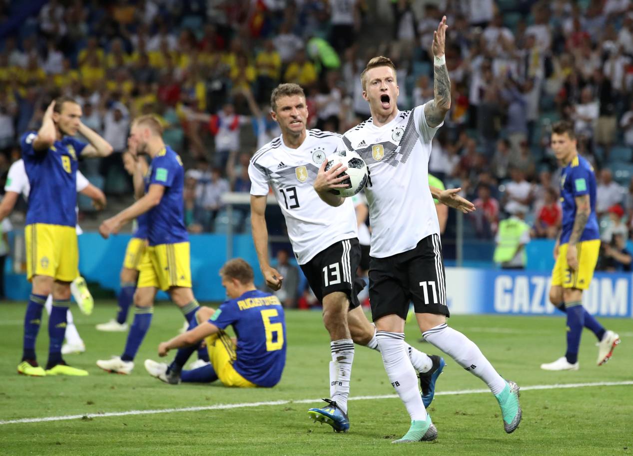 Germany vs Sweden Goal Celebrations