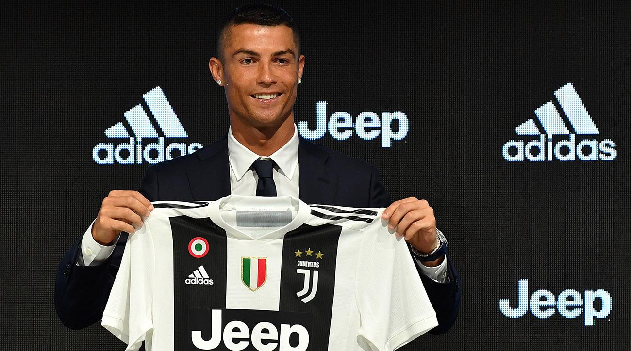 Cristiano Ronaldo Juventus jersey